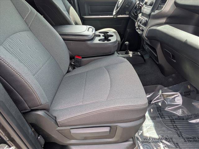 Used 2024 RAM 2500 Tradesman w/ Chrome Appearance Group AWD/4WD image 18