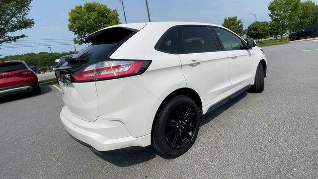 Certified 2024 Ford Edge ST-Line AWD/4WD image 2