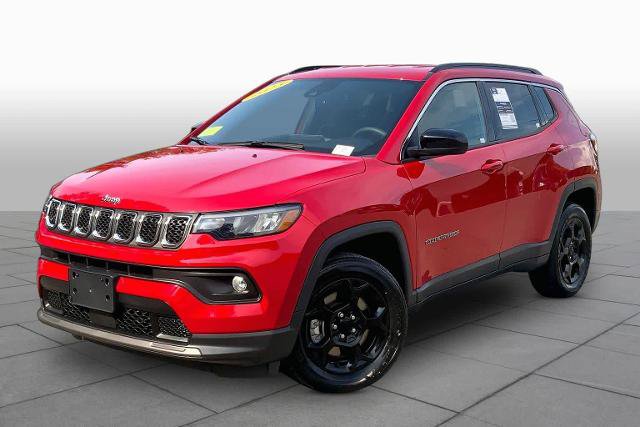 Used 2023 Jeep Compass Latitude w/ Convenience Group