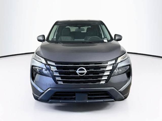 Used 2024 Nissan Rogue SV AWD/4WD image 6
