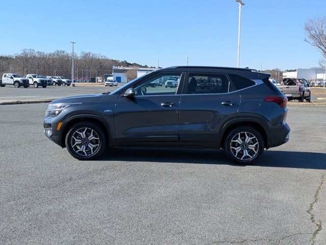 Used 2021 Kia Seltos EX AWD/4WD image 7