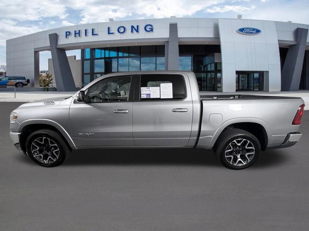 Used 2025 RAM 1500 Laramie AWD/4WD image 2