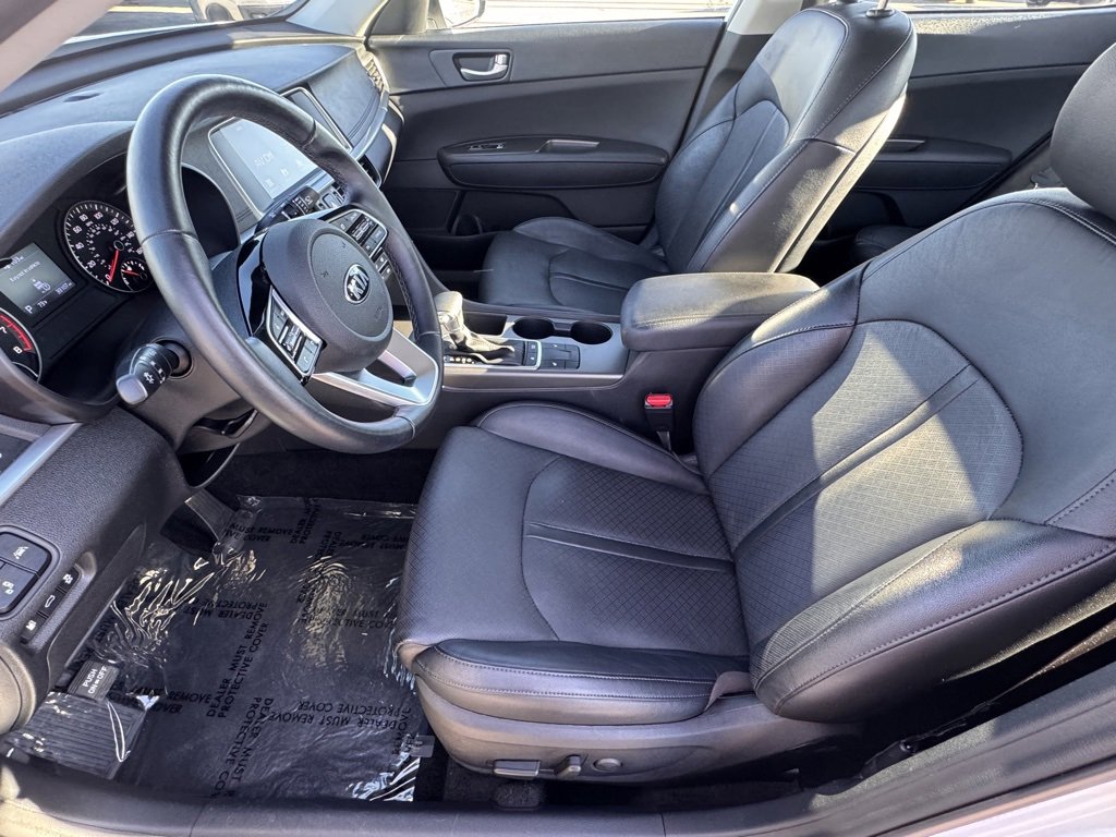 Used 2020 Kia Optima SE image 17