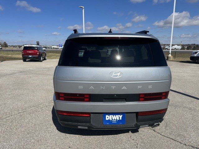 Used 2025 Hyundai Santa Fe SEL image 4