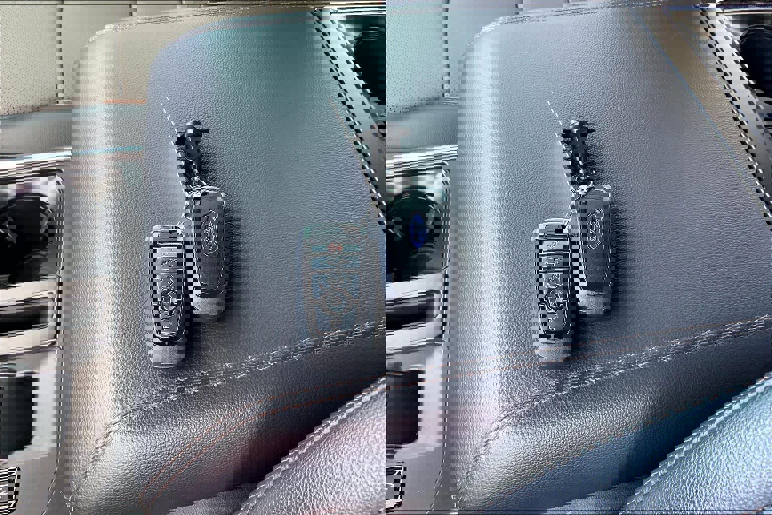 Certified 2025 Ford F150 Lariat w/ Equipment Group 501A Mid image 14