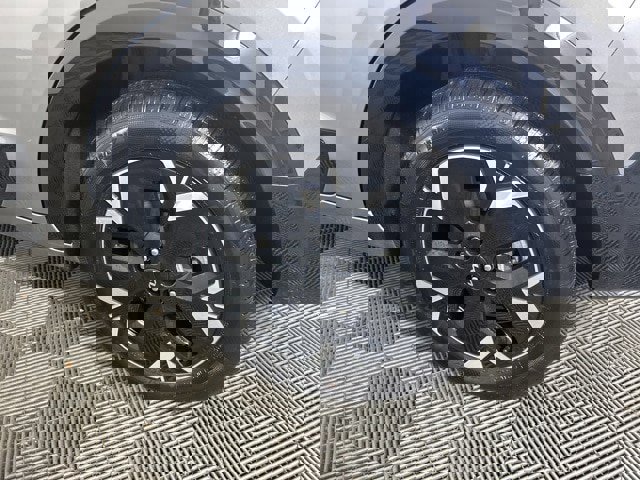 Used 2024 Kia Niro Wind w/ Wind Preserve Package image 7