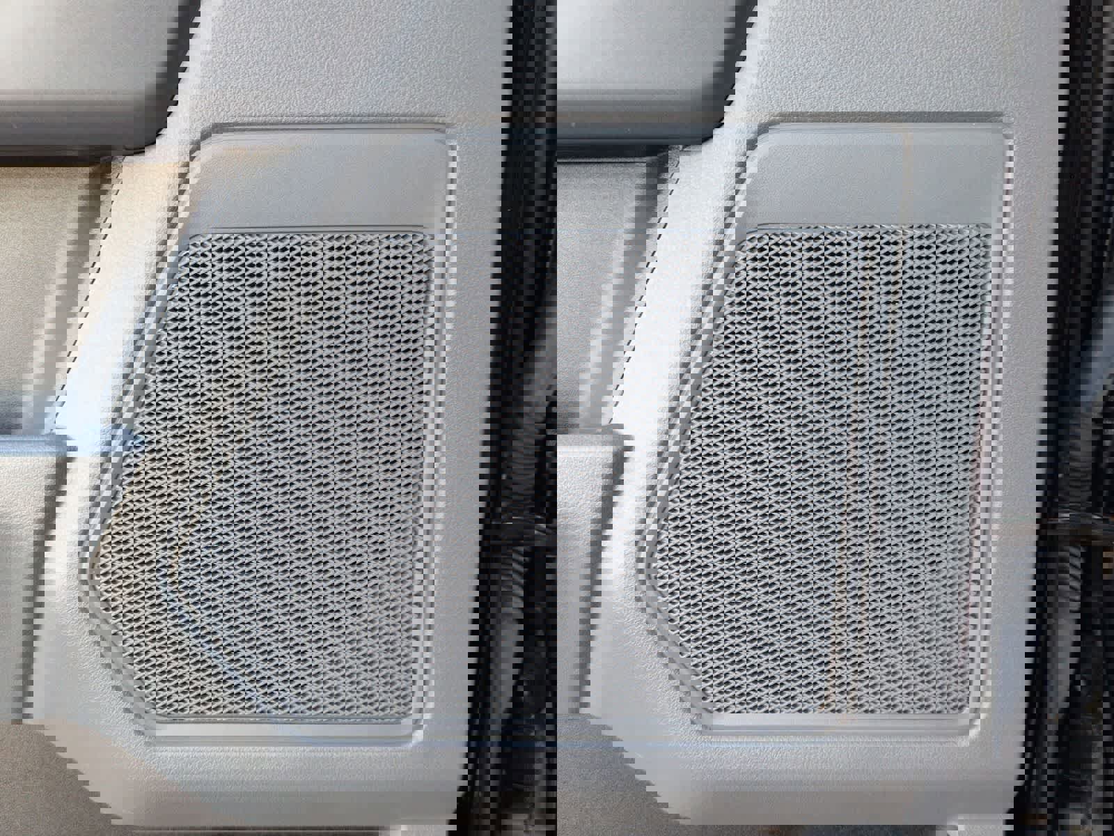 Certified 2022 Ford F150 XLT w/ Equipment Group 302A High image 31