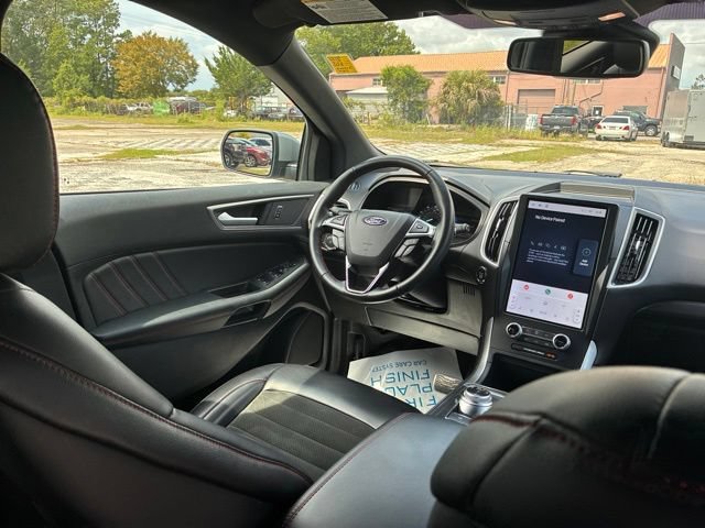 Certified 2024 Ford Edge ST-Line AWD/4WD image 25