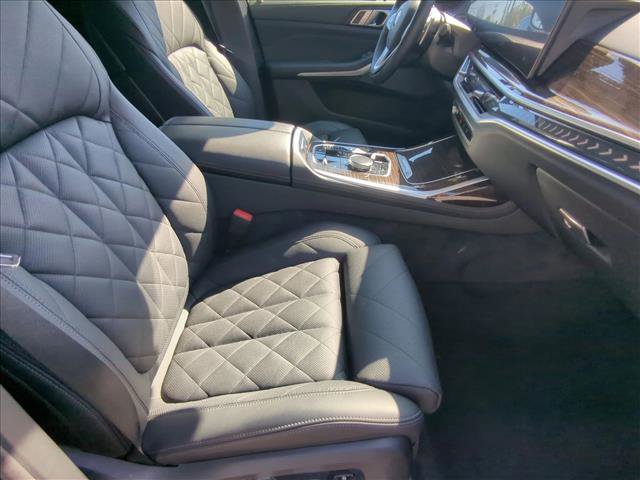 Used 2024 BMW X7 xDrive40i image 20