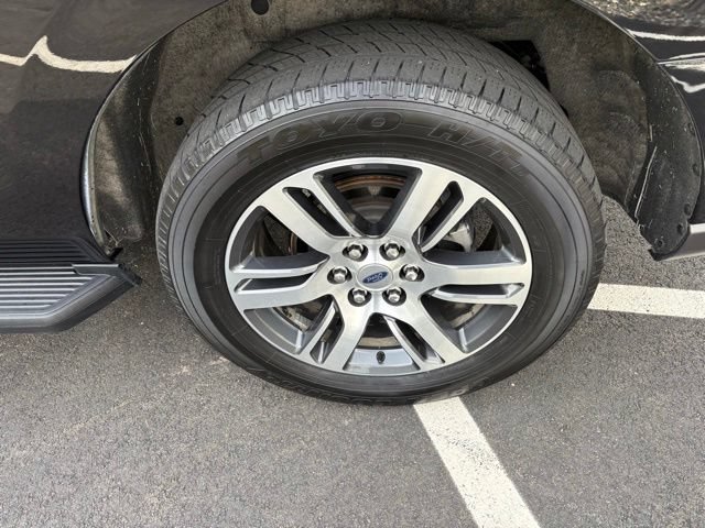 Certified 2024 Ford Expedition Limited AWD/4WD image 11