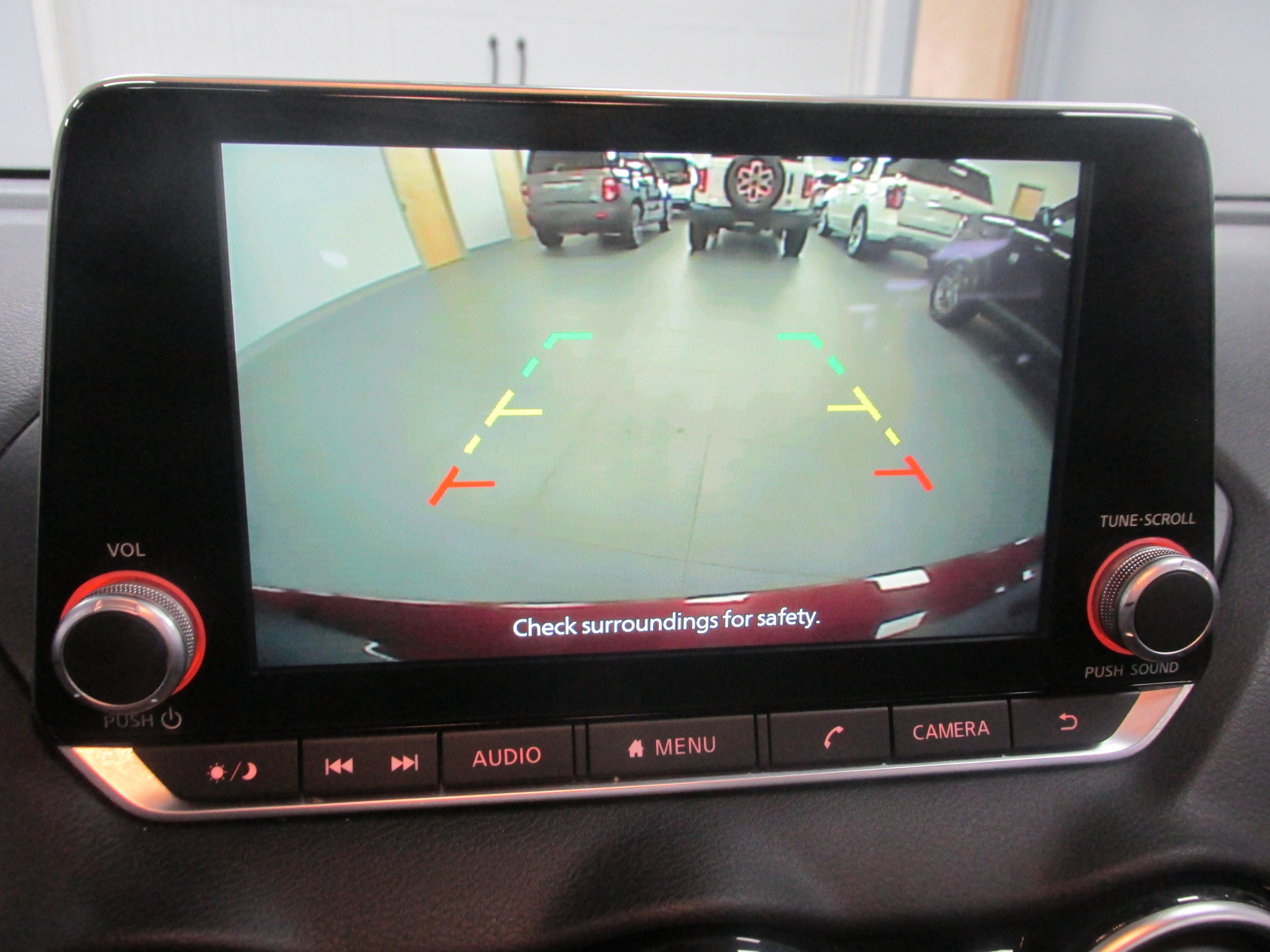 Used 2024 Nissan Sentra SV FWD image 32