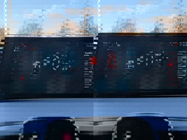 Certified 2025 Ford Expedition Max Active image 12