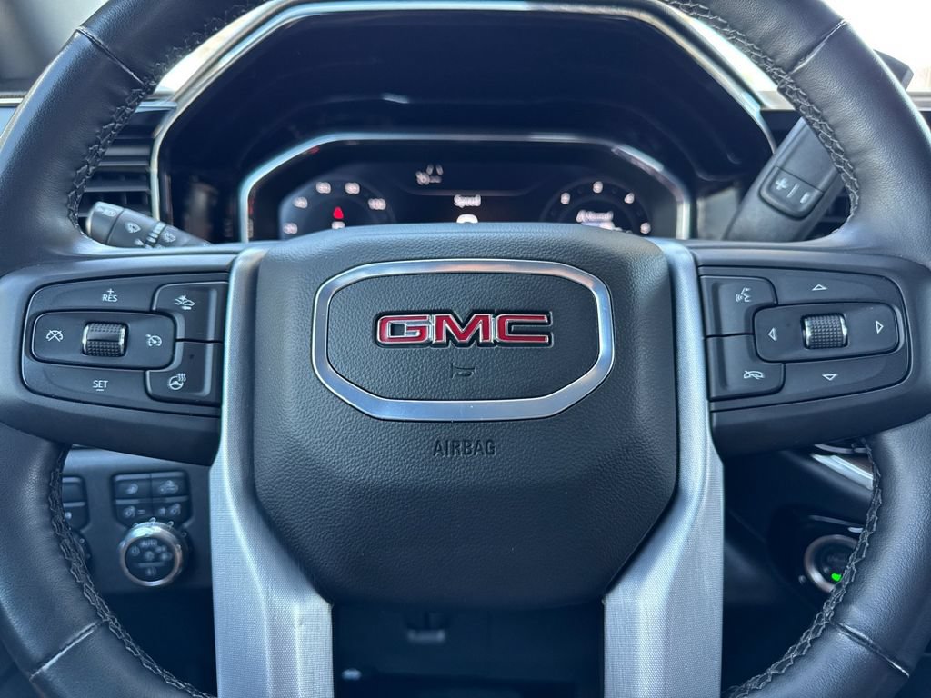 Used 2025 GMC Sierra 1500 SLT AWD/4WD image 21