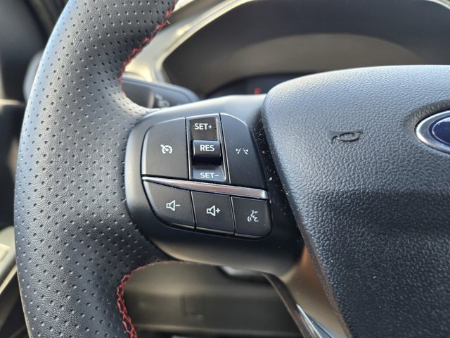 Certified 2025 Ford Escape ST-Line FWD image 18