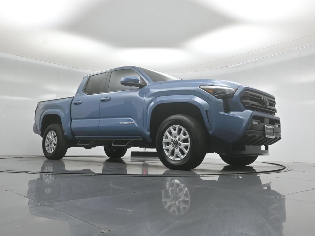 Used 2026 Toyota Tacoma SR5 AWD/4WD image 42