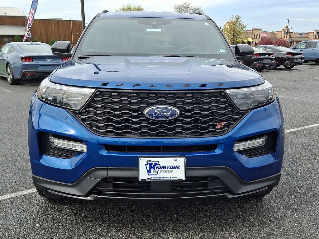 Certified 2022 Ford Explorer ST w/ ST Street Pack AWD/4WD image 2
