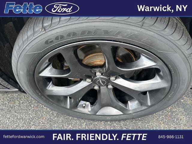 Used 2023 Chrysler 300 S w/ Comfort Group RWD image 12