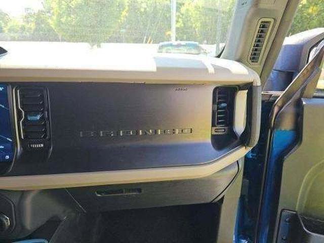 Certified 2022 Ford Bronco Wildtrak AWD/4WD image 23