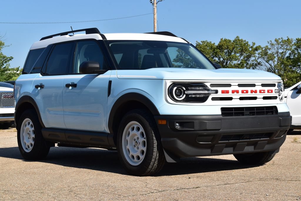 Certified 2023 Ford Bronco Sport Heritage w/ Heritage Convenience Package AWD/4WD image 3