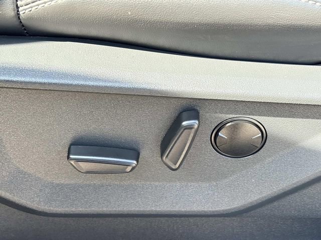 Certified 2025 Ford Expedition Max Platinum image 28