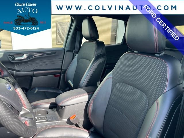 Certified 2025 Ford Escape ST-Line Select AWD/4WD image 16
