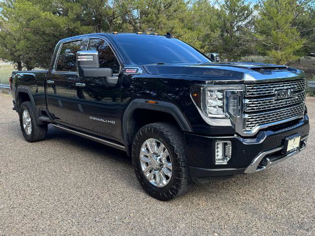 Used 2022 GMC Sierra 2500 Denali w/ Denali Ultimate Package AWD/4WD image 3
