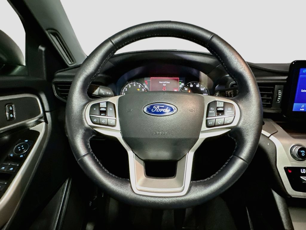 Certified 2021 Ford Explorer XLT AWD/4WD image 10