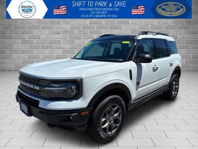 Certified 2023 Ford Bronco Sport Badlands w/ Premium Package AWD/4WD image 1