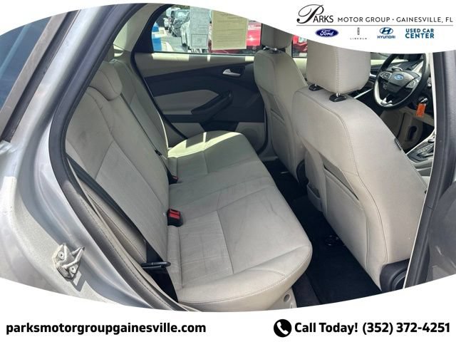 Certified 2017 Ford Focus SE FWD image 21