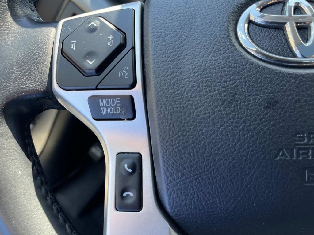 Used 2018 Toyota Tundra Platinum AWD/4WD image 39