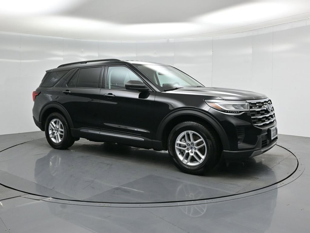 Certified 2025 Ford Explorer Active image 23