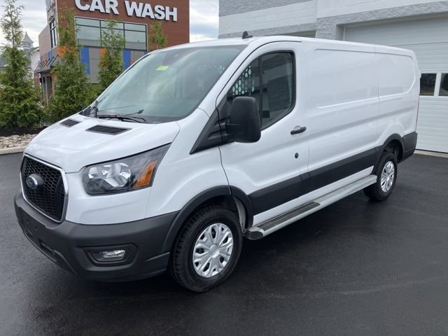 Certified 2025 Ford Transit 250 Low Roof w/ Exterior Upgrade Package RWD image 2