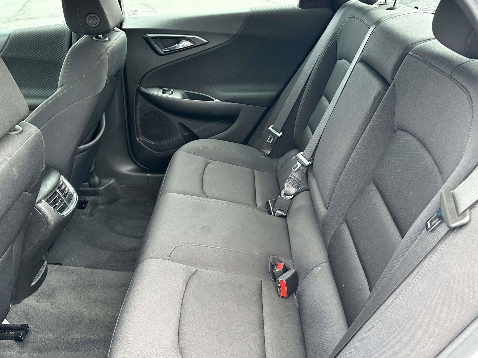 Used 2024 Chevrolet Malibu LT FWD image 12