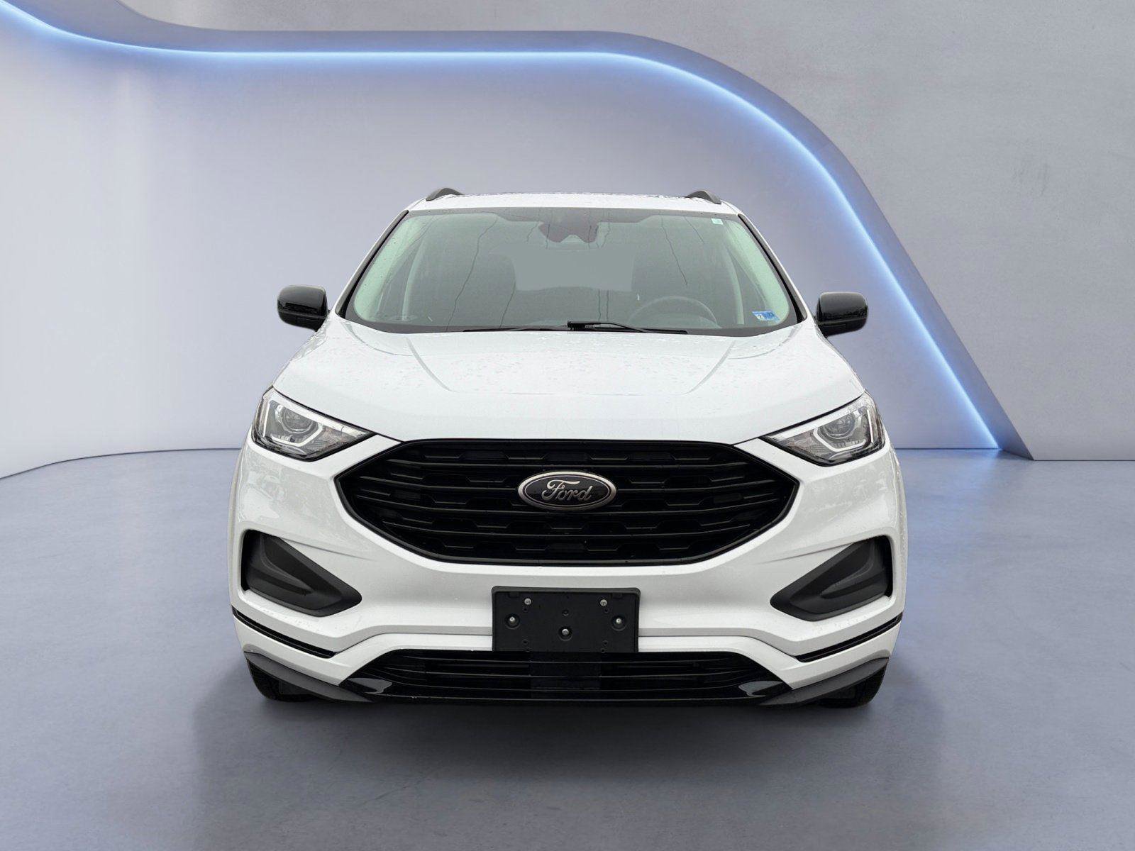 Certified 2022 Ford Edge SE w/ Black Appearance Package image 8