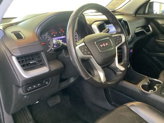 Used 2022 GMC Terrain SLT w/ Tech Package image 17