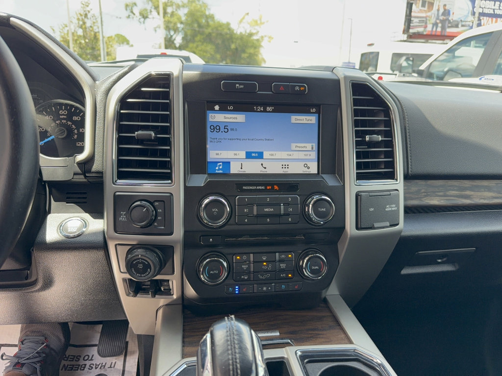 Certified 2018 Ford F150 Lariat w/ Trailer Tow Package AWD/4WD image 22