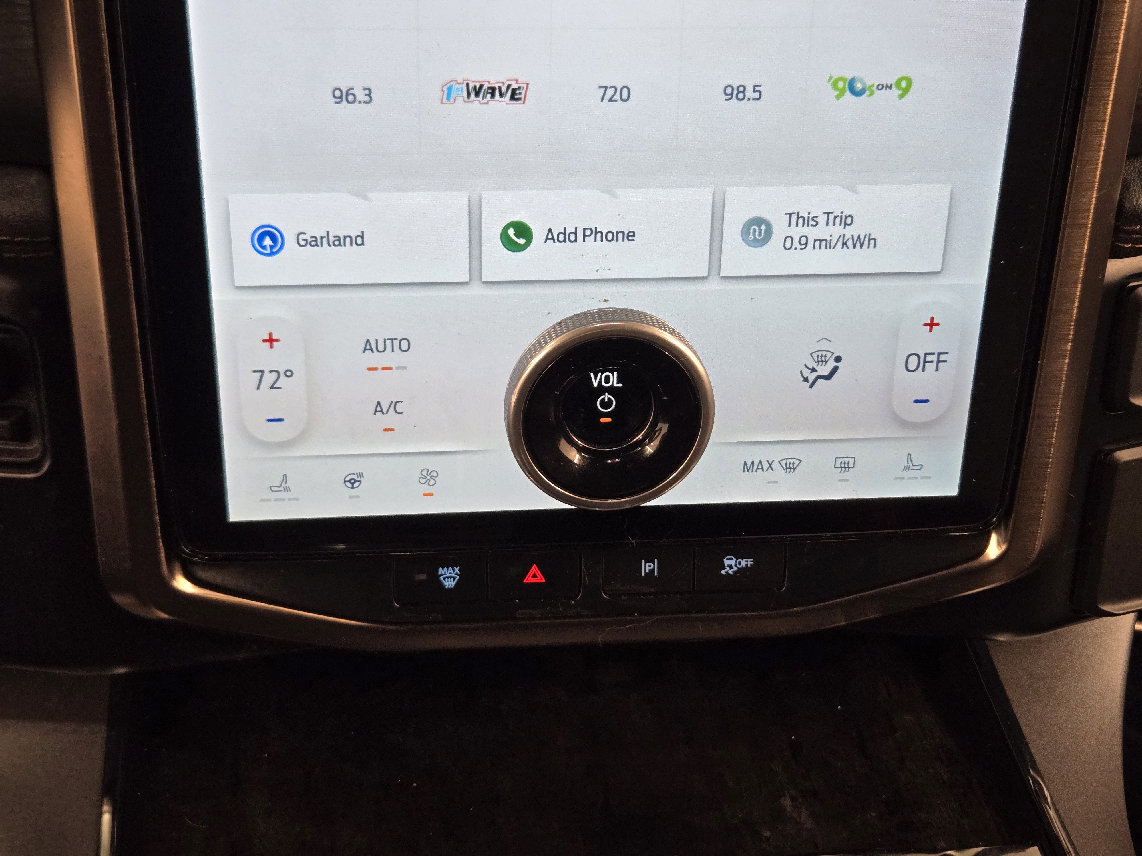 Certified 2023 Ford F150 Lightning Lariat w/ Tow Technology Package image 16