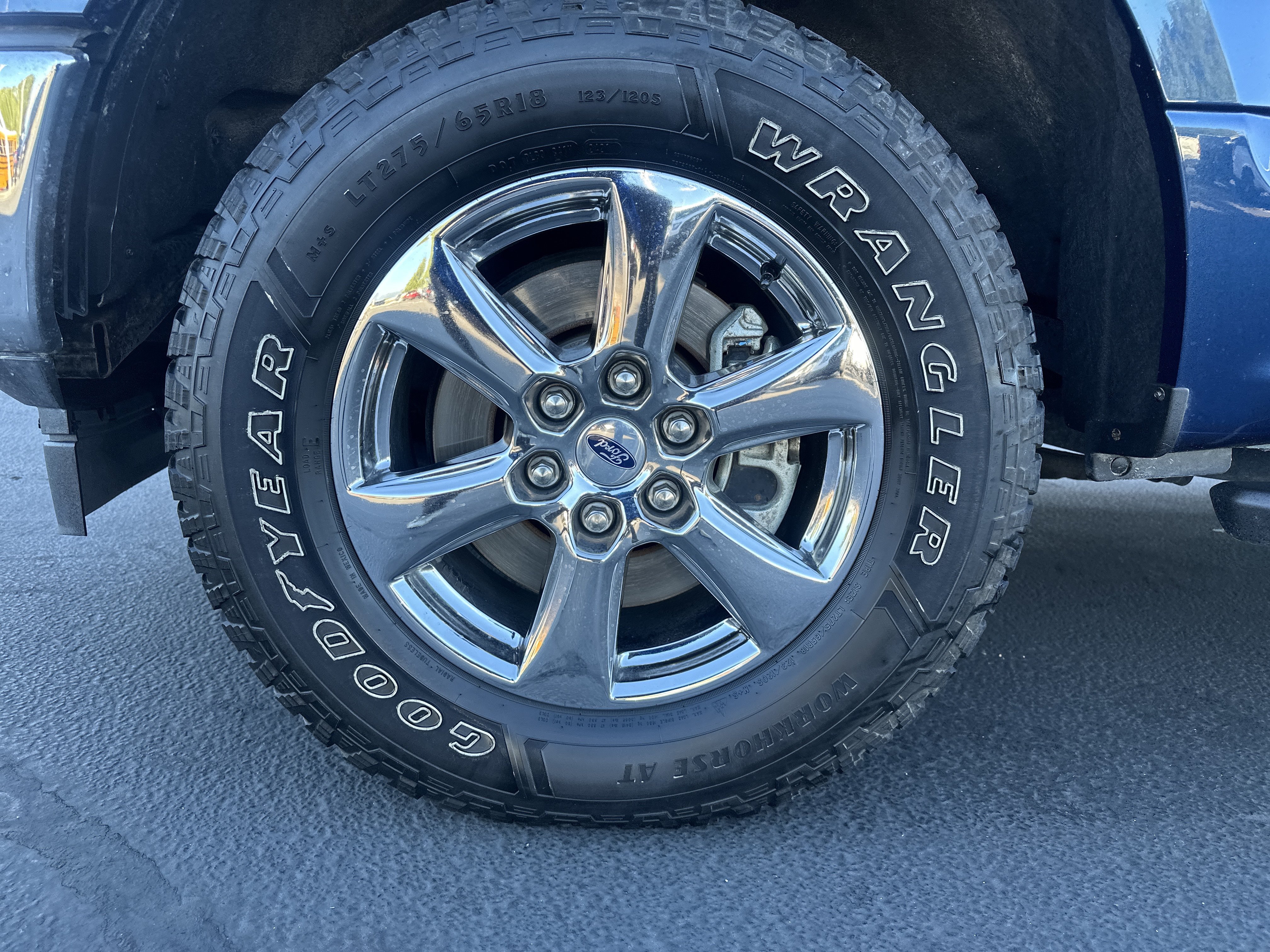 Certified 2019 Ford F150 XLT w/ Equipment Group 302A Luxury AWD/4WD image 10