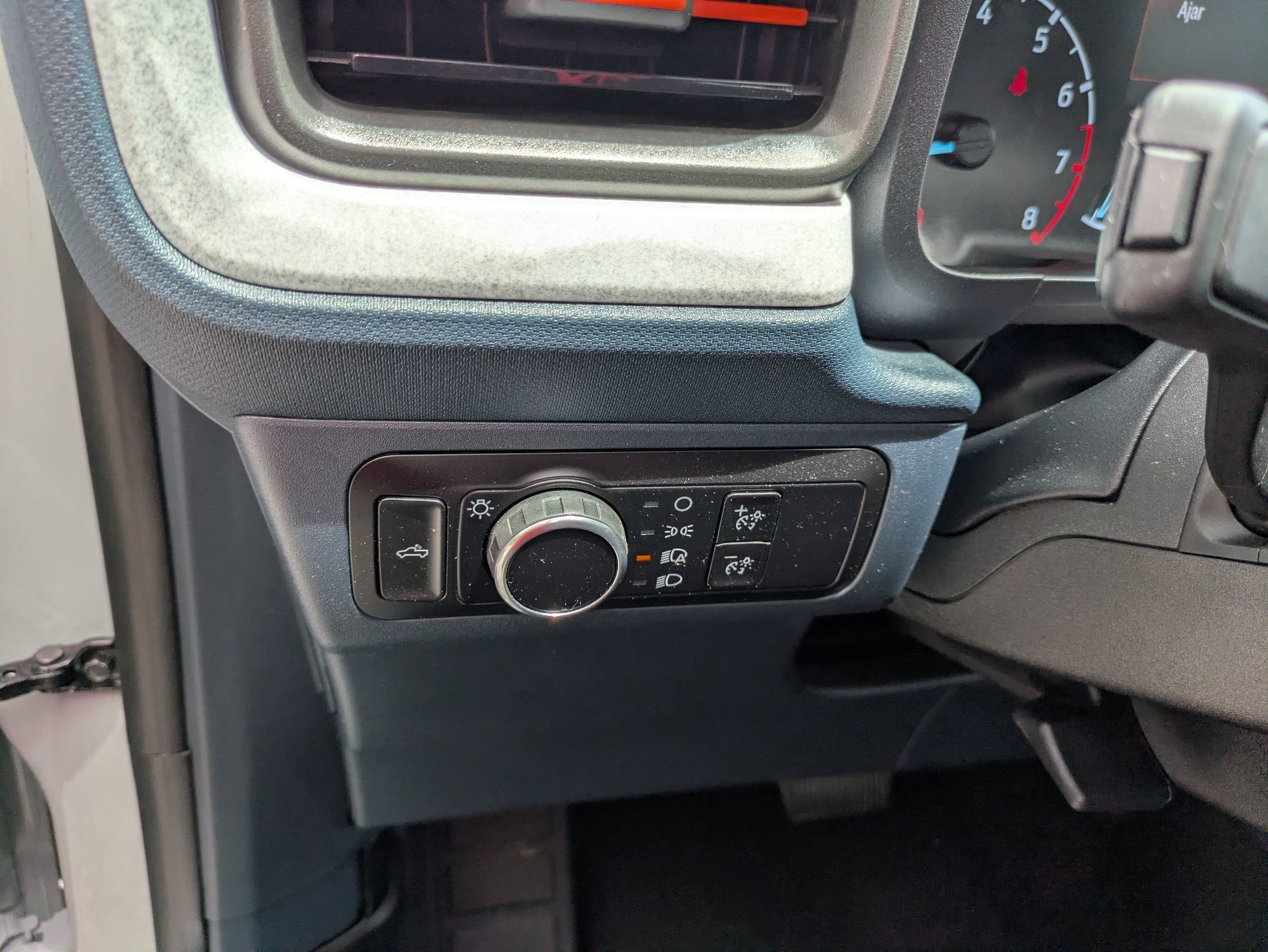 Certified 2024 Ford Maverick XLT FWD image 18