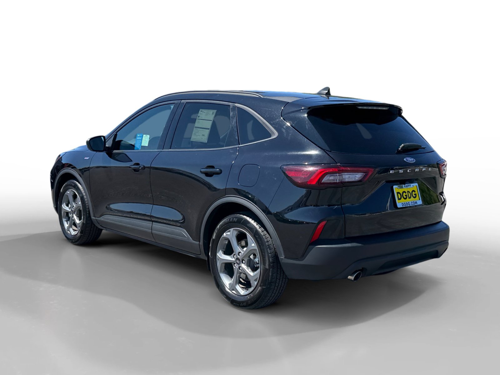 Certified 2025 Ford Escape ST-Line FWD image 3