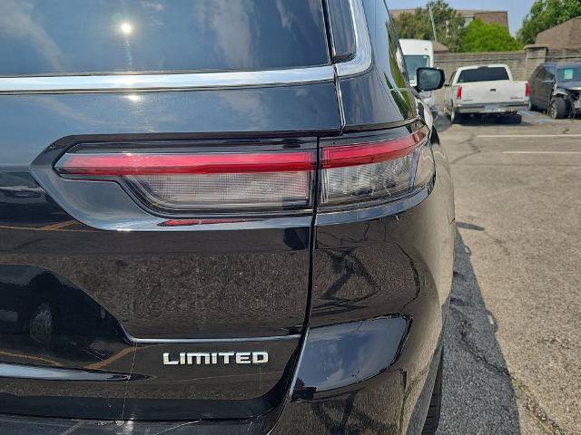 Used 2022 Jeep Grand Cherokee L Limited AWD/4WD image 35