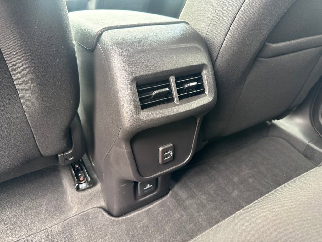 Used 2024 Chevrolet Equinox LT AWD/4WD image 26