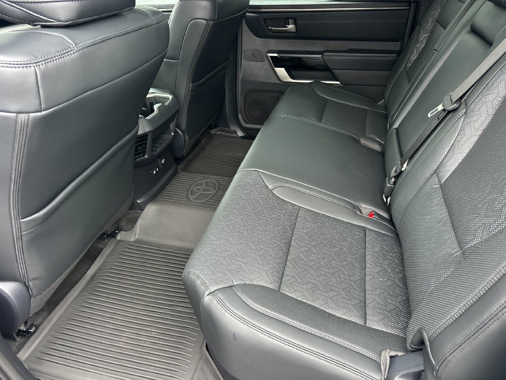 Used 2025 Toyota Tundra Limited AWD/4WD image 11