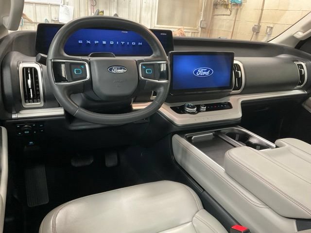 Certified 2025 Ford Expedition Max Active AWD/4WD image 9