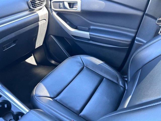 Certified 2021 Ford Explorer XLT w/ Equipment Group 202A image 20
