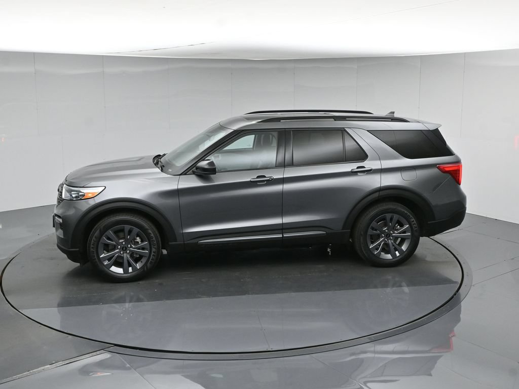Certified 2023 Ford Explorer XLT w/ Equipment Group 202A RWD image 48