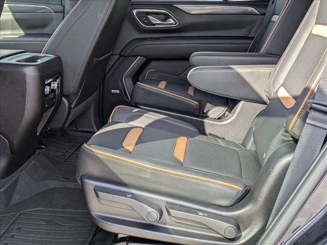 Used 2024 GMC Yukon AT4 w/ AT4 Premium Package image 17