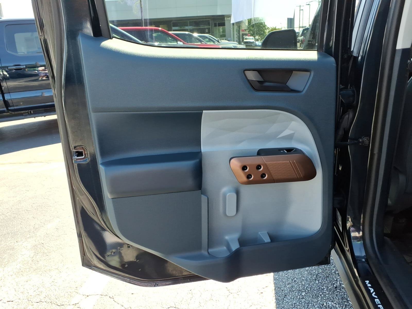 Certified 2023 Ford Maverick Lariat w/ Lariat Luxury Package AWD/4WD image 12