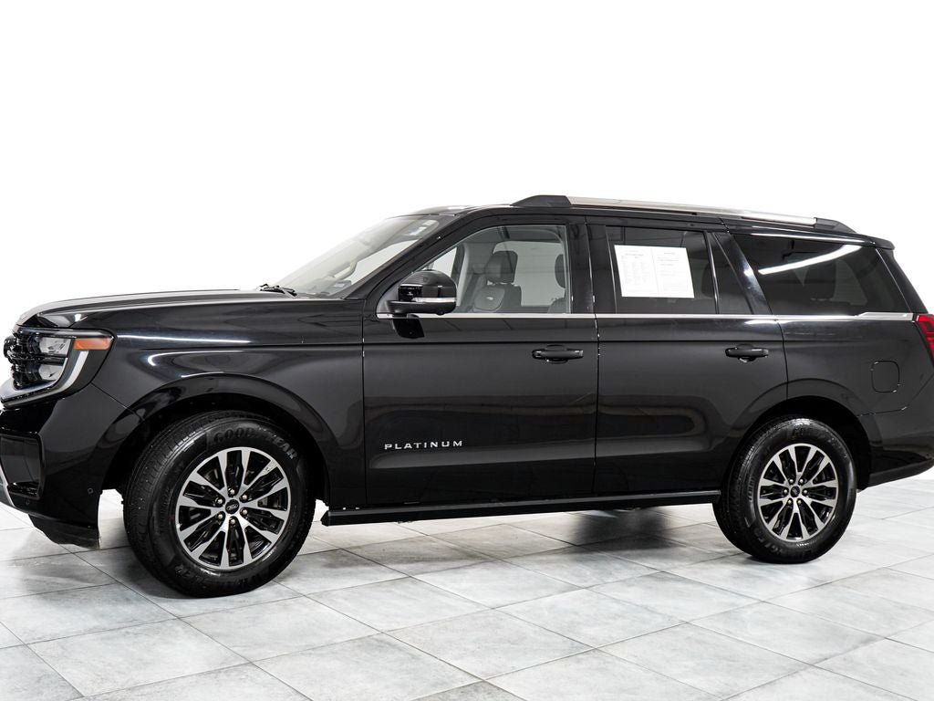 Certified 2025 Ford Expedition Platinum AWD/4WD image 4