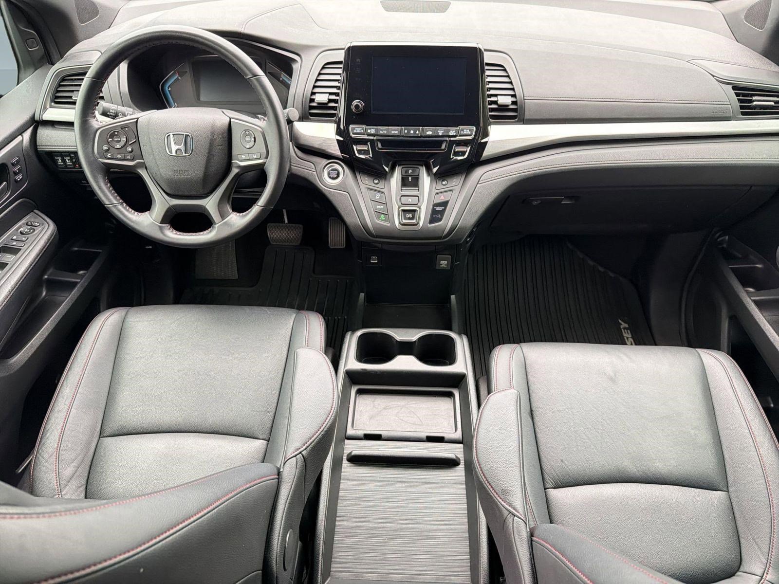 Used 2024 Honda Odyssey Sport image 15
